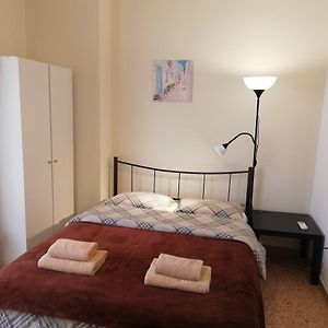 Sfiggos 54 Guest House